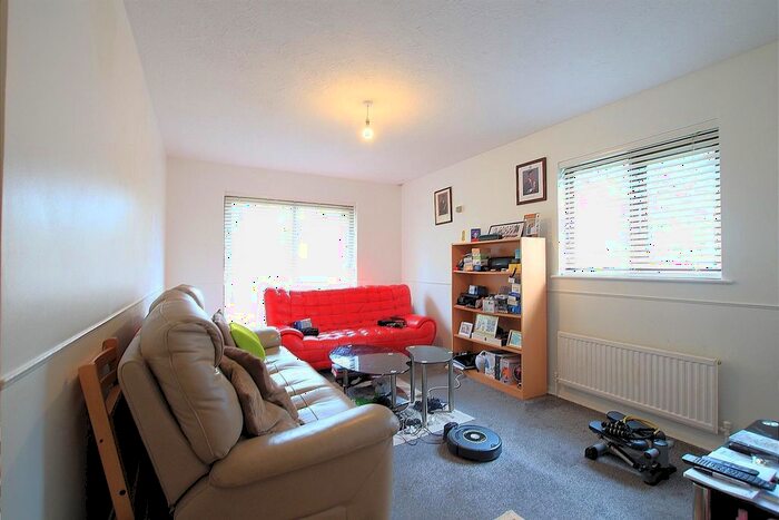 1 Bedroom Flat To Rent In Larkham Close, Feltham, TW13