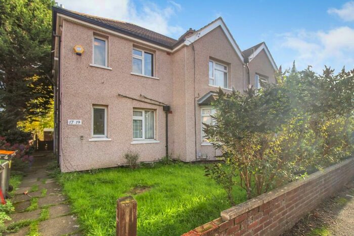 3 Bedroom Maisonette To Rent In Fenlake Road, Bedford, MK42