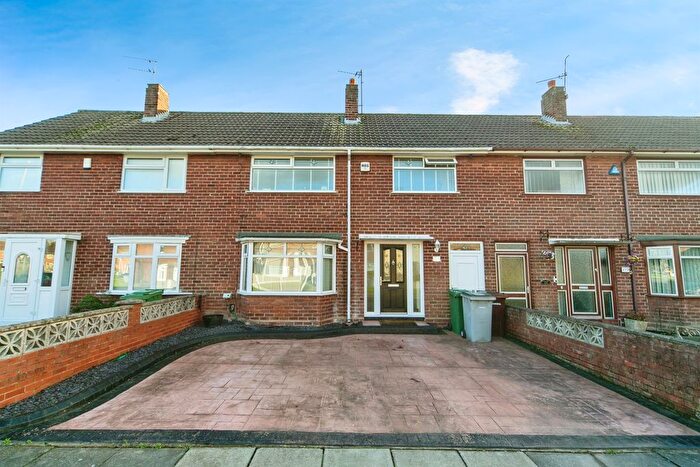 3 Bedroom Terraced House For Sale In Mill Park Drive, Wirral, CH62