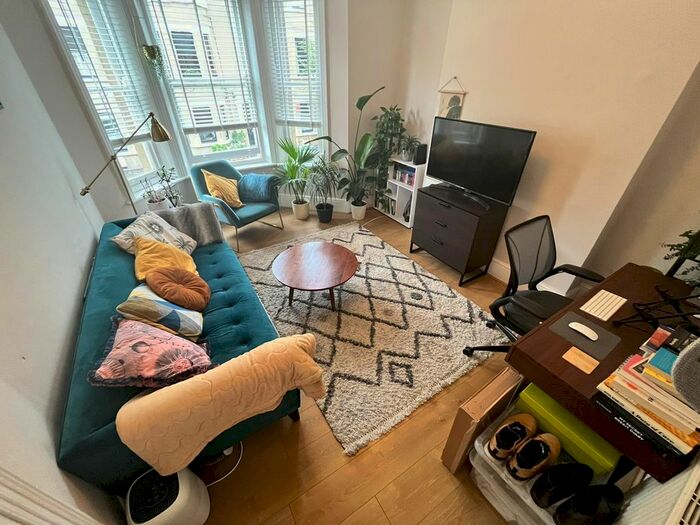 2 Bedroom Flat To Rent In Mowll Street, London, SW9