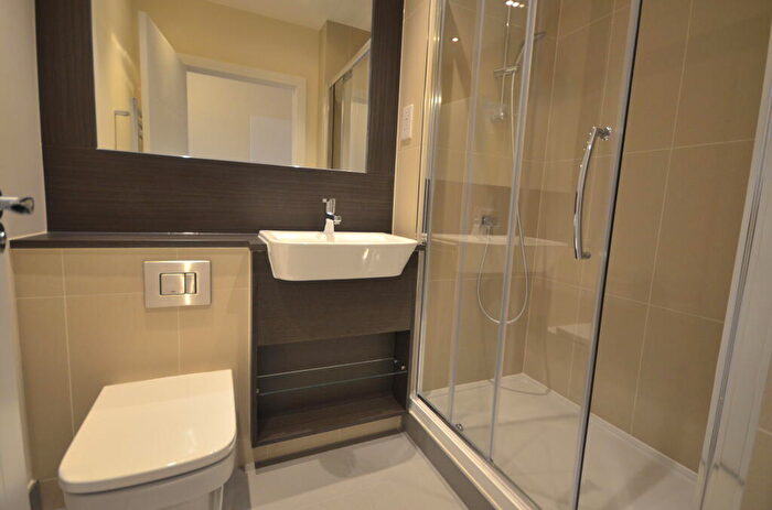 2 Bedroom Apartment To Rent In Peninsula Quay, Pegasus Way, Gillingham, ME7