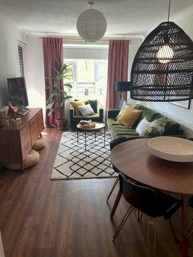 1 Bedroom Flat To Rent In Derbyshire Street, London, E2