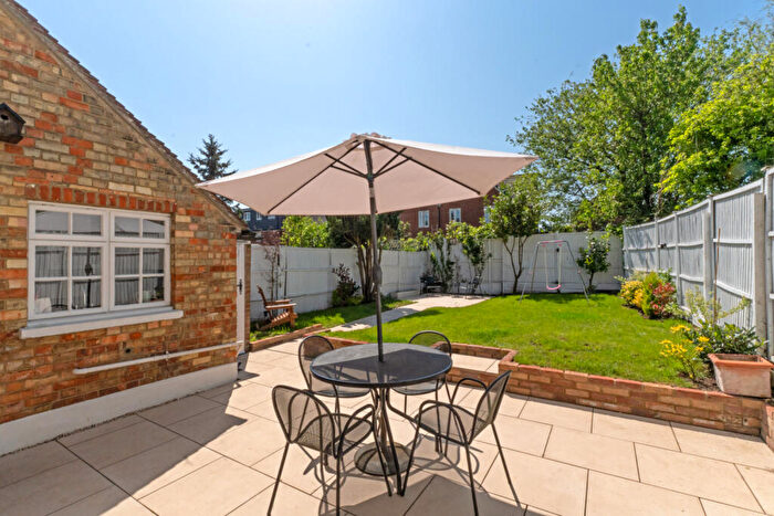 3 Bedroom End Of Terrace House For Sale In Clarence Road, Stansted, CM24