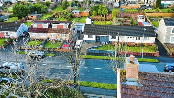 3 Bedroom Semi Detached House For Sale In Trallwn Road, Llansamlet, Swansea, West Glamorgan, SA7