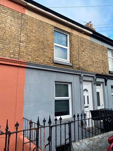 3 Bedroom Terraced House To Rent In Clarendon Place, Dover, CT17