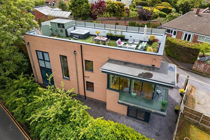 3 Bedroom Detached House To Rent In Hilltop House, Cromwell Crescent Lane, Worcester, WR5