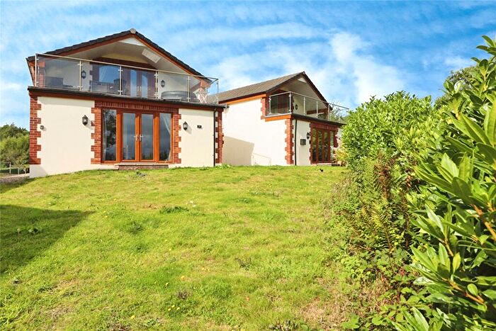 2 Bedroom Property For Sale In High Bickington, Umberleigh, Devon, EX37