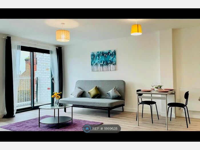 1 Bedroom Flat To Rent In Alexandra Street, Southend-On-Sea, SS1