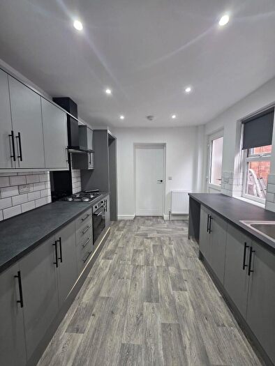 2 Bedroom Flat To Rent In Audley Road, Newcastle Upon Tyne, NE3