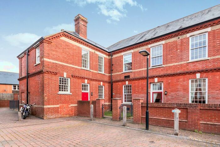 2 Bedroom Apartment To Rent In Becket House, Limes Park, RG24