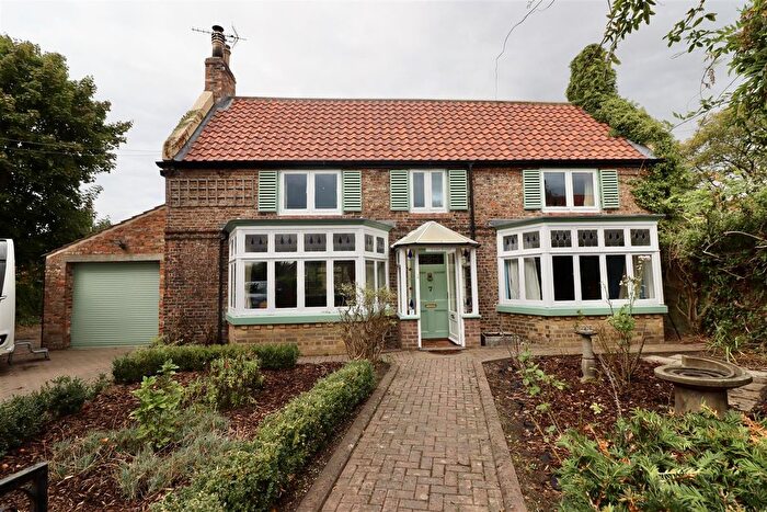 4 Bedroom Property To Rent In Middle Street, Wilberfoss, York, YO41