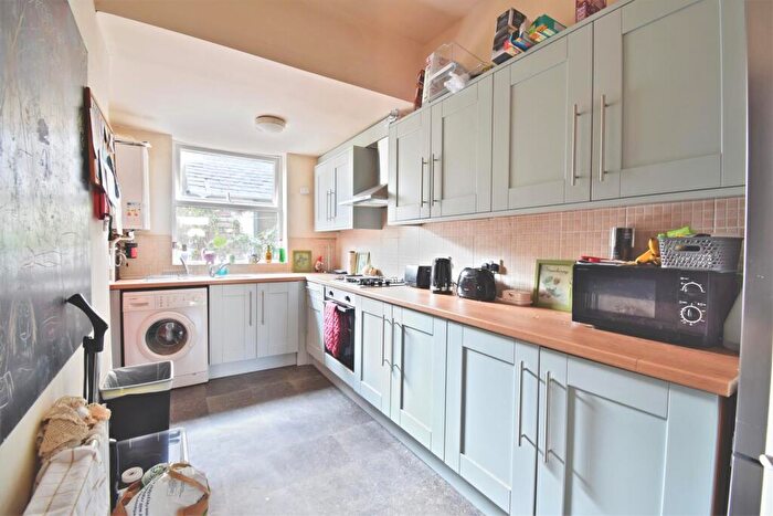 5 Bedroom Terraced House To Rent In Nile Street, Sheffield, S10