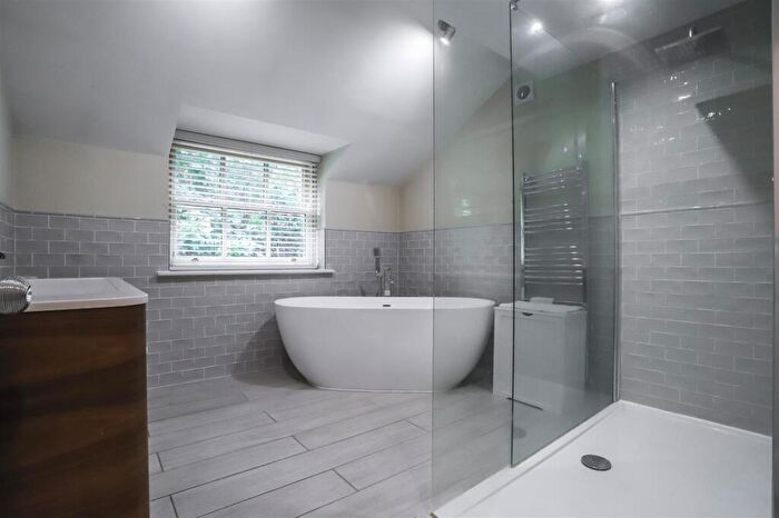 5 Bedroom Detached House For Sale In Hollin Hall, Longridge, Preston, PR3
