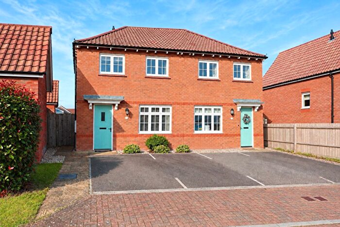 3 Bedroom Semi Detached House For Sale In Rooksbridge View, Roundswell, Barnstaple, EX31