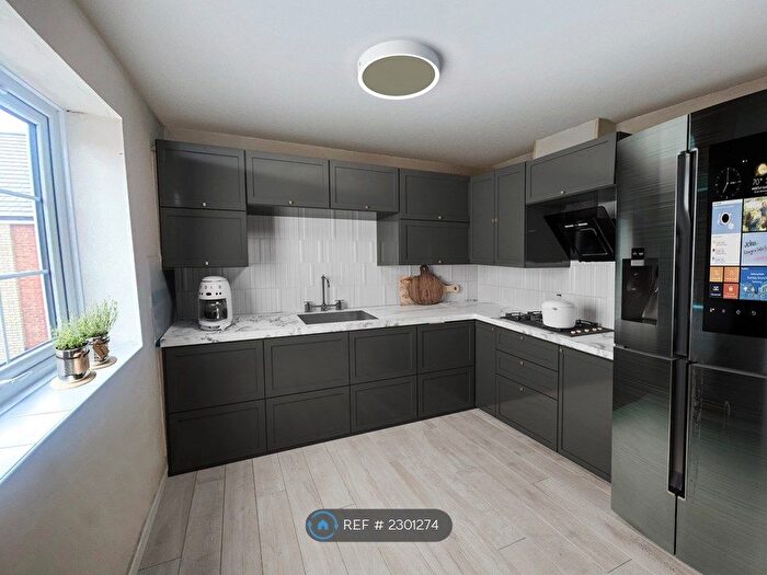 4 Bedroom Flat To Rent In Albany Gardens, Colchester, CO2