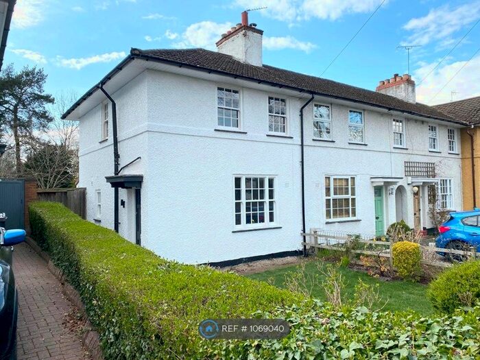 3 Bedroom End Of Terrace House To Rent In Selly Oak Road, Birmingham, B30