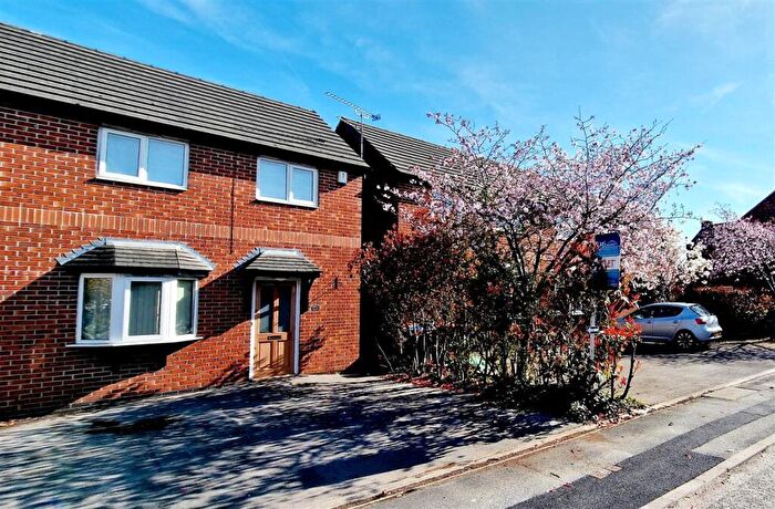 3 Bedroom Semi-Detached House To Rent In Verdin Street, Northwich, CW9