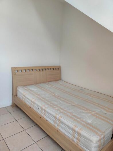 3 Bedroom Flat To Rent In King Street, Southall, UB2