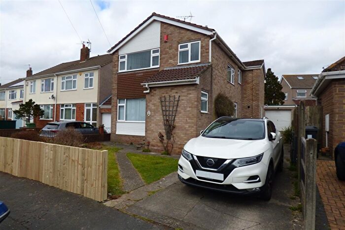 4 Bedroom Detached House To Rent In The Land, Coalpit Heath, Bristol, BS36
