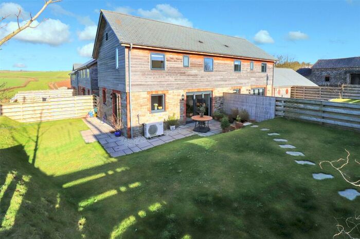 2 Bedroom Semi-Detached House For Sale In Barton Court, Bishops Nympton, North Devon, EX36