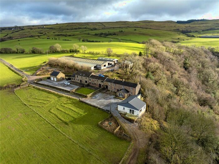 4 Bedroom Property For Sale In Oak Bank Farm, Barras, Kirkby Stephen, CA17