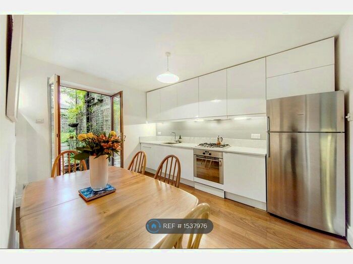 3 Bedroom Maisonette To Rent In Bravington Road, London, W9