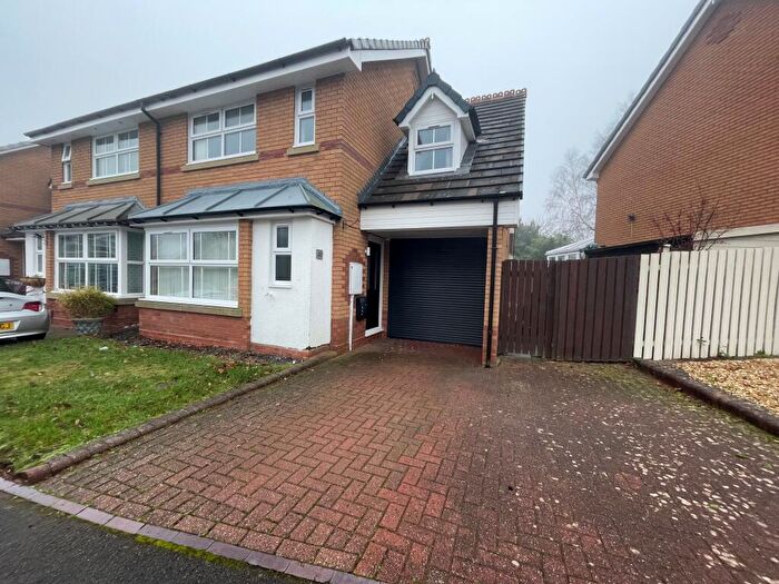 3 Bedroom House To Rent In Kilsby Grove, Hillfield, Solihull, B91