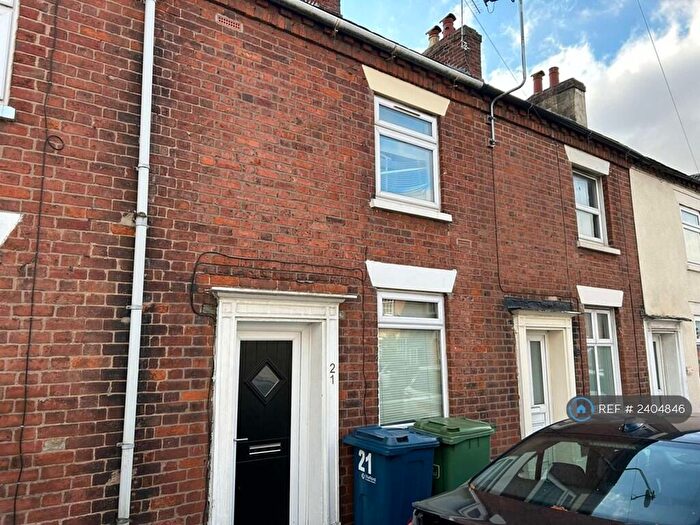 2 Bedroom Terraced House To Rent In County Road, Stafford, ST16