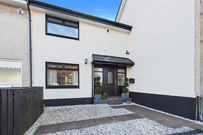2 Bedroom Terraced House For Sale In Argyll Estate, Alexandria, G83