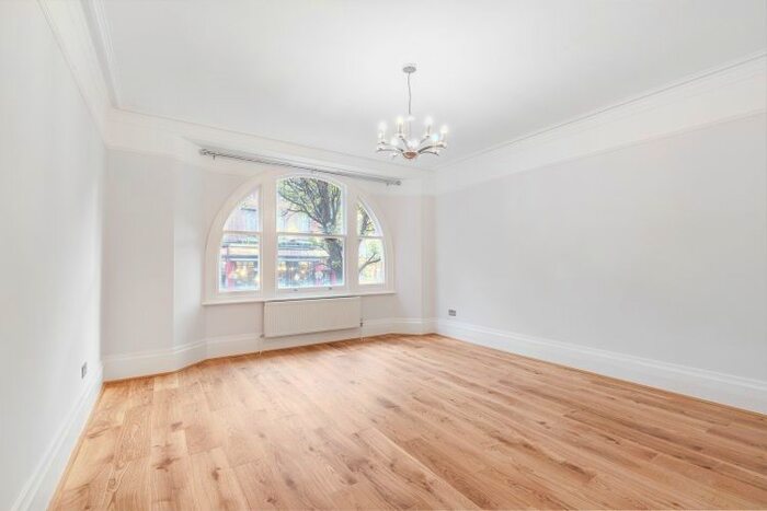4 Bedroom Flat To Rent In Moscow Road, London, W2