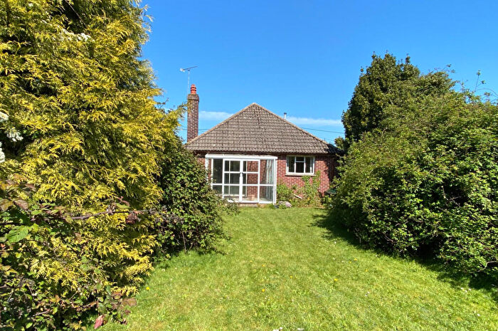 2 Bedroom Bungalow For Sale In Northfield Road, Ringwood, BH24