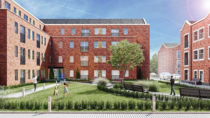 1 Bedroom Flat To Rent In Crescent House, Woodside Park, CV21