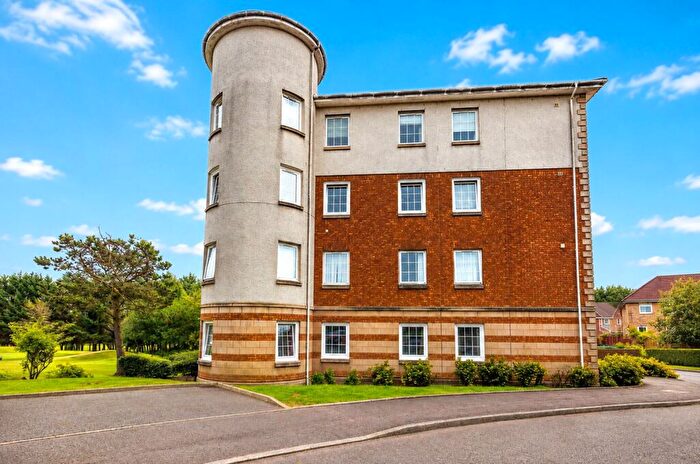 3 Bedroom Flat For Sale In Taylor Green, Livingston, West Lothian, EH54