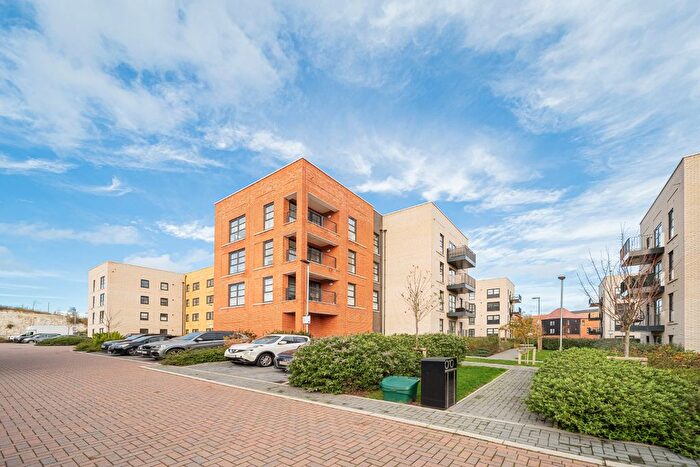 2 Bedroom Flat For Sale In Eastern Avenue, Western Cross, Ebbsfleet Valley, Kent, DA10