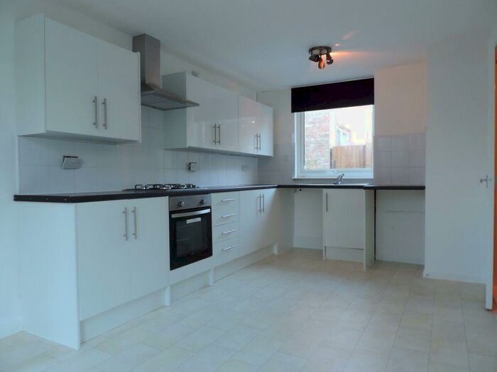 3 Bedroom Terraced House To Rent In The Dell, Woodston, Peterborough, PE2