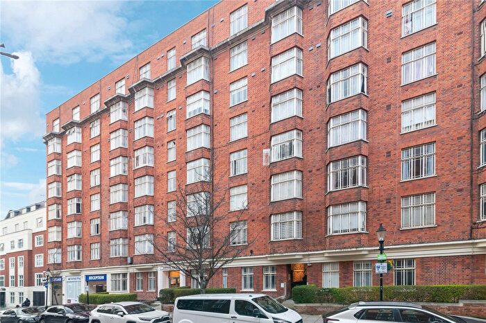 1 Bedroom Flat For Sale In Arthur Court, Queensway, London, W2