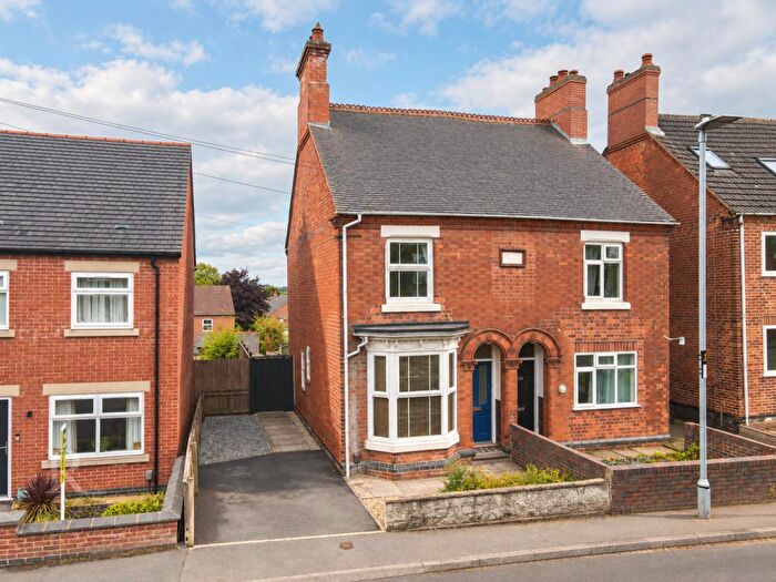 2 Bedroom Semi-Detached House For Sale In Bosworth Road, Measham, Swadlincote, DE12