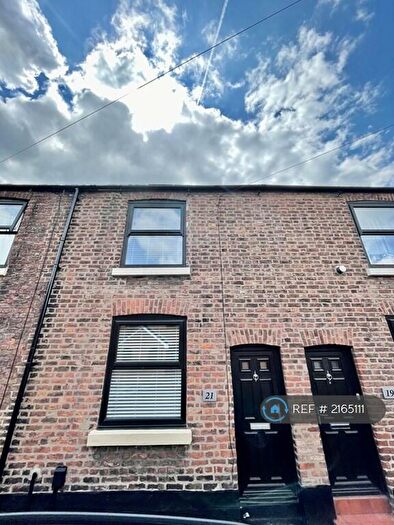 2 Bedroom Terraced House To Rent In Parr Street, Macclesfield, SK11