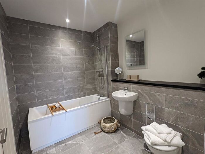 2 Bedroom Flat For Sale In Aldersey Street, Liverpool, L3