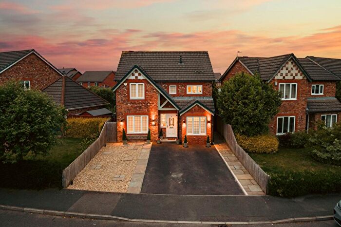 4 Bedroom Detached House For Sale In Moor-Park Way, Northwich, CW9