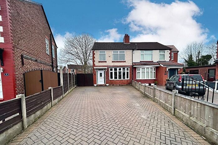 3 Bedroom Semi Detached House For Sale In Withnell Road, Burnage, M19