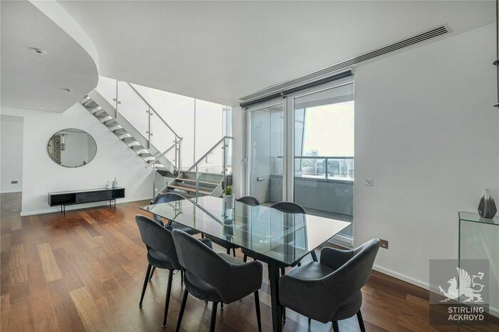 3 Bedroom Flat To Rent In Perspective Building, Westminster Bridge Road, Waterloo, London, SE1