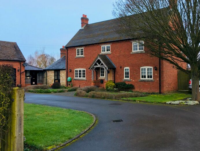 5 Bedroom Cottage To Rent In Napton Road, Stockton, Southam CV47