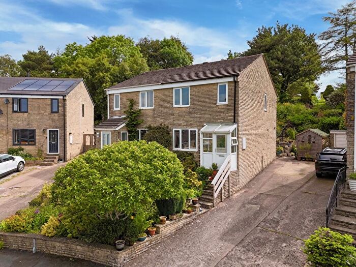 3 Bedroom Semi-Detached House For Sale In Lytham Gardens, Skipton, North Yorkshire, BD23