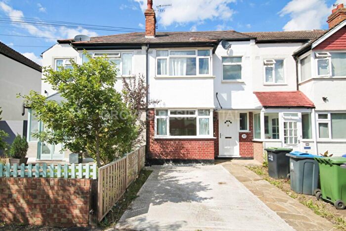3 Bedroom Terraced House To Rent In Cromwell Avenue, New Malden, KT3