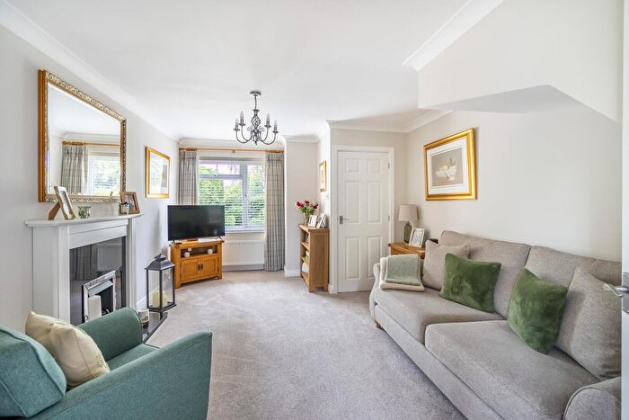 2 Bedroom Semi-Detached House For Sale In Irvine Way, York, YO24