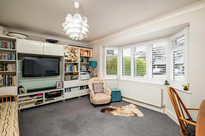 5 Bedroom Detached House For Sale In Croft Meadows, Cheddington, Buckinghamshire, LU7