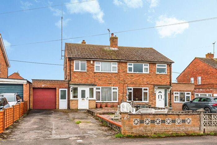 3 Bedroom Semi Detached House For Sale In Whitehorns Way, Drayton, Abingdon, OX14