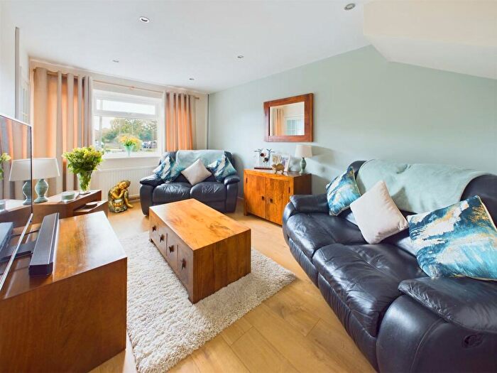 5 Bedroom House For Sale In Semi-Detached House With Detached Bungalow, GL2