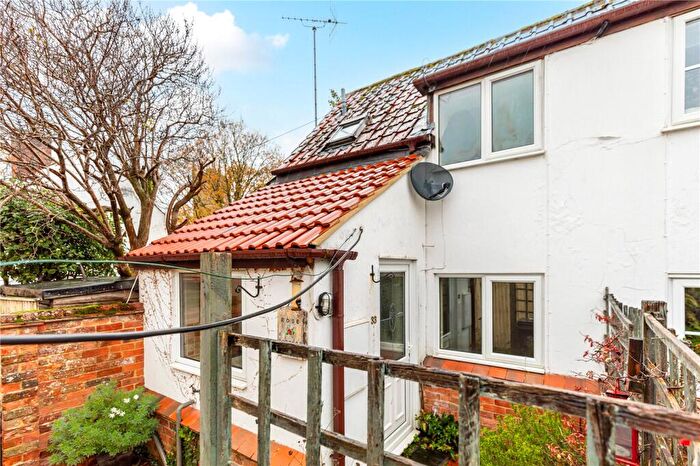 1 Bedroom Semi-Detached House For Sale In Church Walk, Devizes, Wiltshire, SN10